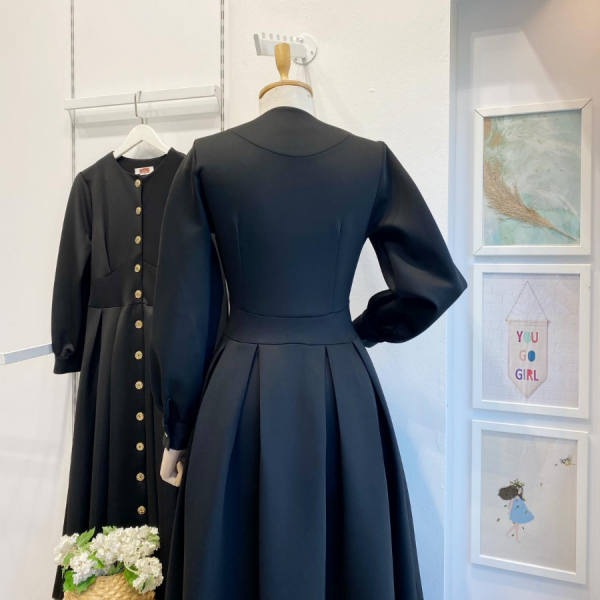 Siyah Gold Düğmeli Scuba Elbise