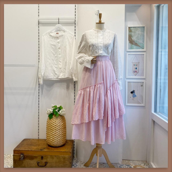 Pembe Fisto Detaylı Vela Etek