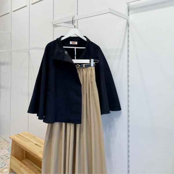 Siyah Süet Kumaş Pelerin Ceket