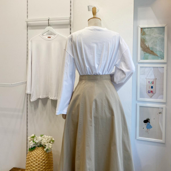 Beyaz Dökümlü Basic Bluz