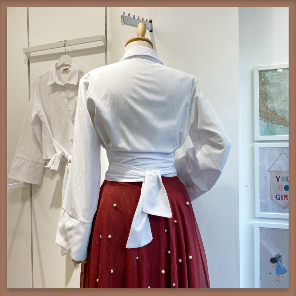 BAĞLAMALI BEYAZ GÖMLEK