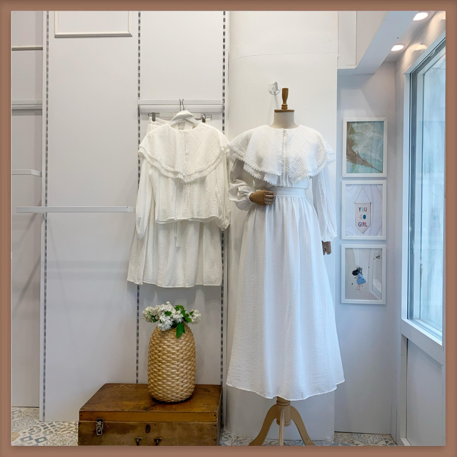 Beyaz Geniş Yakalı Florlyn Gofre Takım