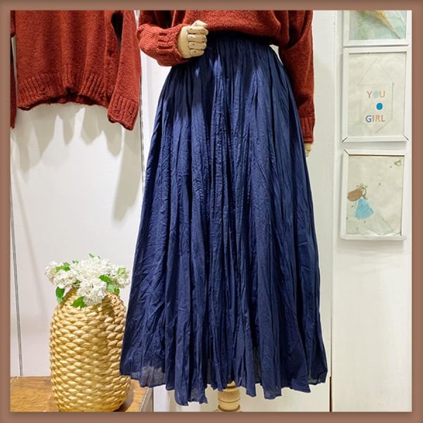 Marineblauer Rock aus Crush-Voile-Leinen