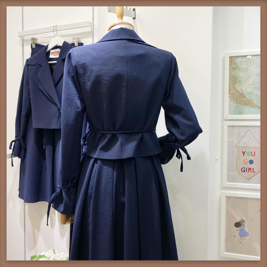 Lacivert Ceketli Nora Takım