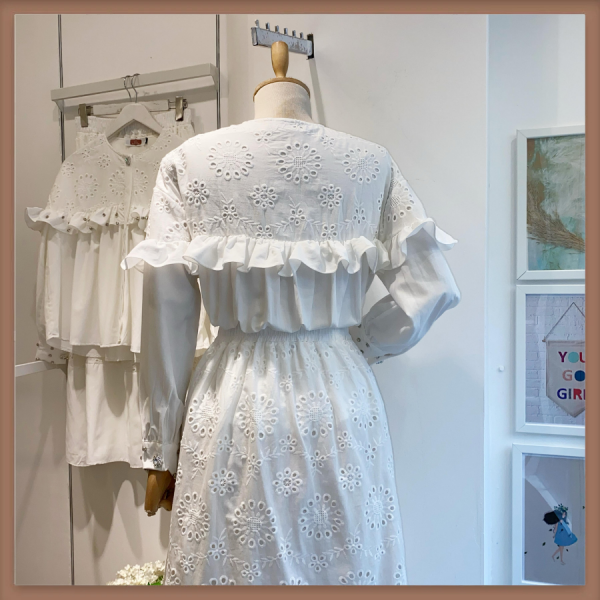 Taş İşlemeli Beyaz Fisto Detaylı Takım