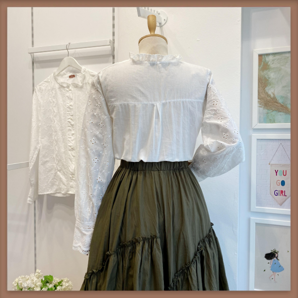 Beyaz Piovere Fistolu Gömlek