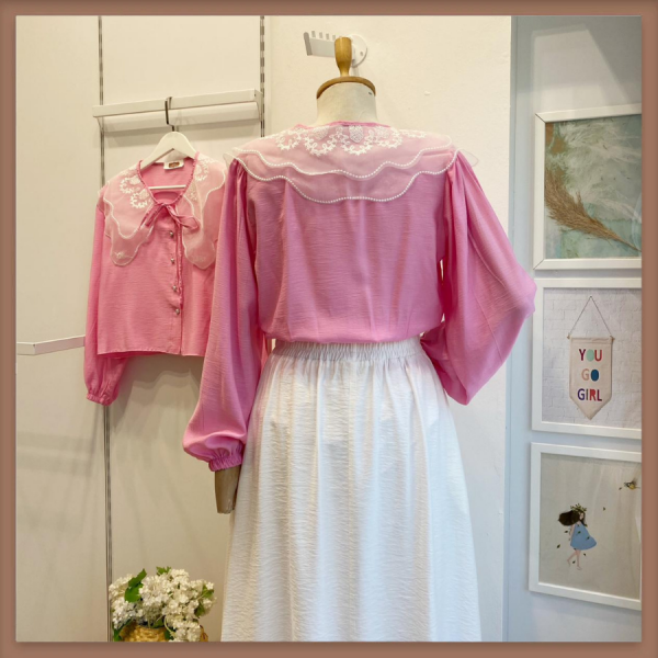 Pembe Geniş Yakalı Strawberry Gömlek