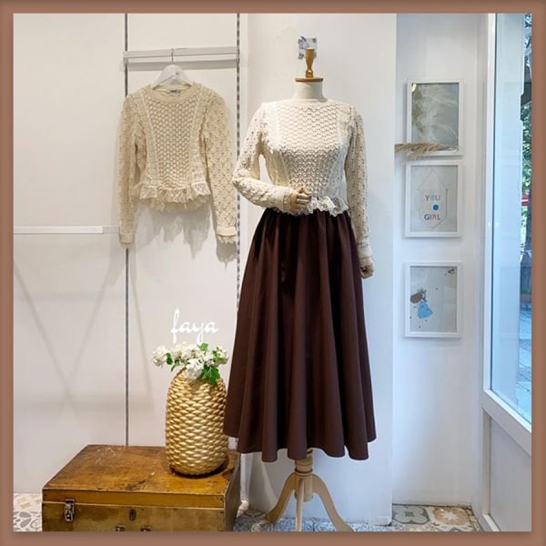 Brauner ausgestellter Bondite-Rock