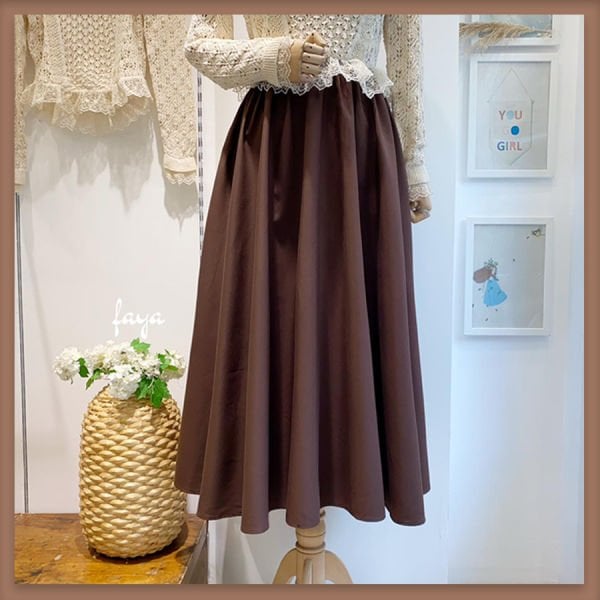 Brauner ausgestellter Bondite-Rock