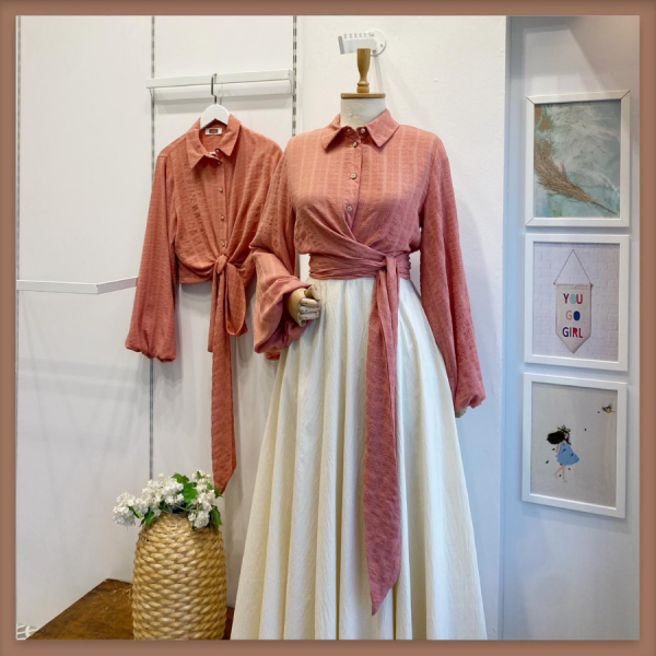 Nar Çiçeği Gofre Kuşaklı Gömlek