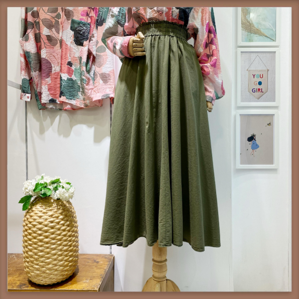 Haki Yeşili Lastikli İnce Gabardin Etek