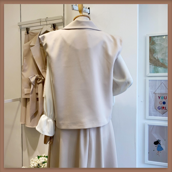 Krem Çift Kurdele Detaylı Takım