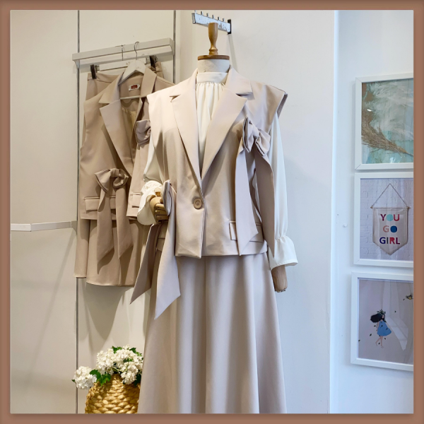 Krem Çift Kurdele Detaylı Takım