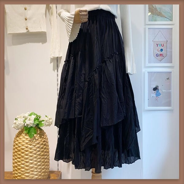 Schwarzer Ajouter-Voile-Leinenrock