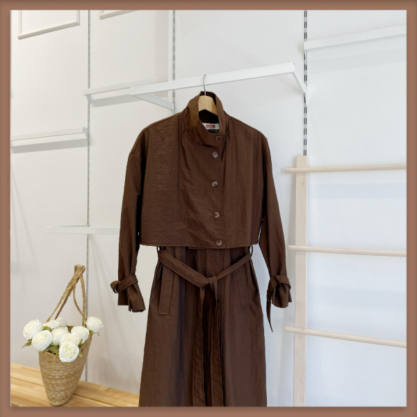 Kahverengi Önü Düğme Detaylı Trençkot