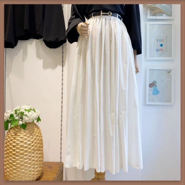 WEISSER, SPANNFALTENROCK MIT GÜRTEL