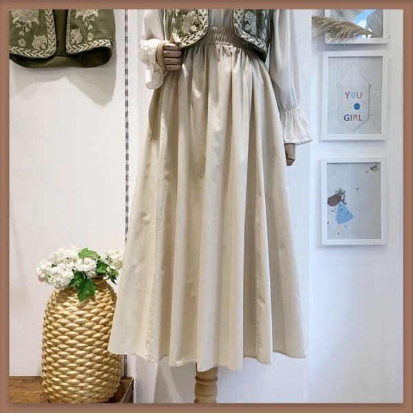 CREME POPELINE-ROCK MIT ELASTISCHER TAILLE