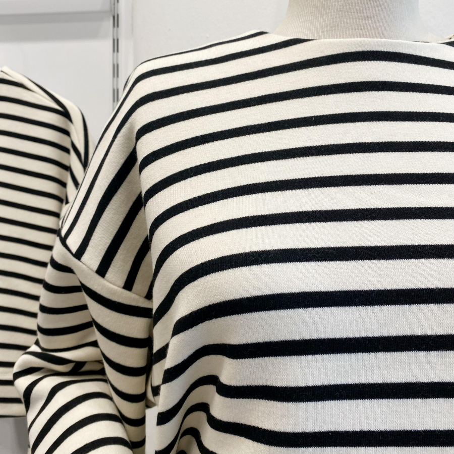 Enine Çizgili Krem Sweat