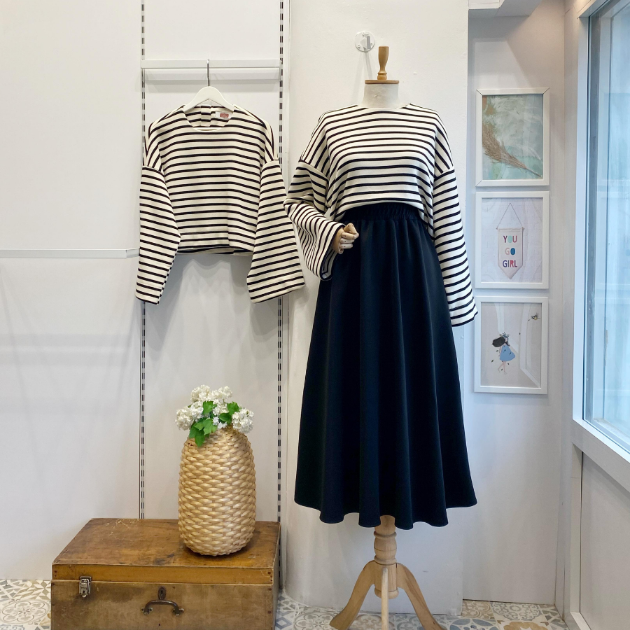 Enine Çizgili Krem Sweat