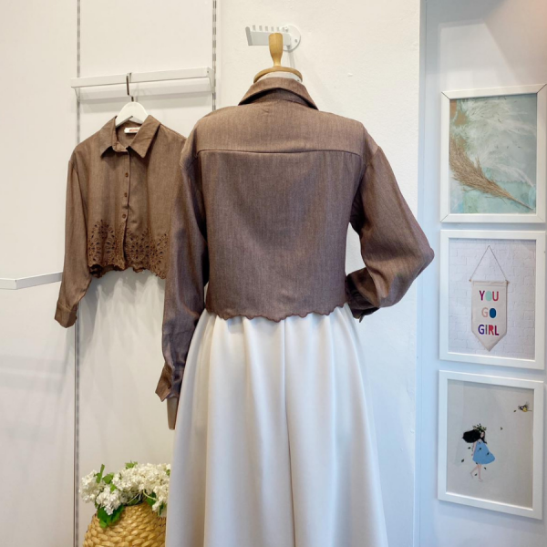 Kahverengi Ucu Fistolu Gömlek