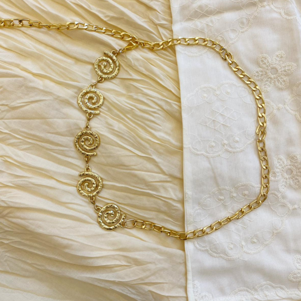 Sarmal Şekilli Gold Zincir Kemer