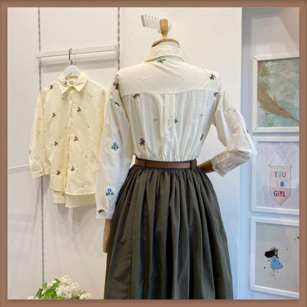 Claire Krem Keten Çiçekli Gömlek