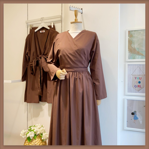 Kahverengi Kuşaklı Lyon Takım