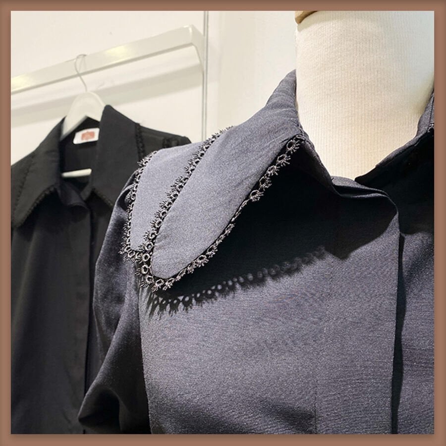 Siyah çift yakalı poplin gömlek