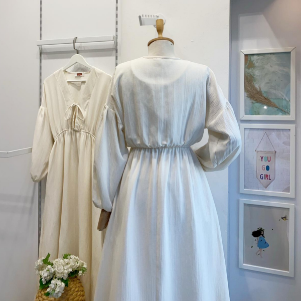 Ekru Müslin Kumaş Matin Elbise
