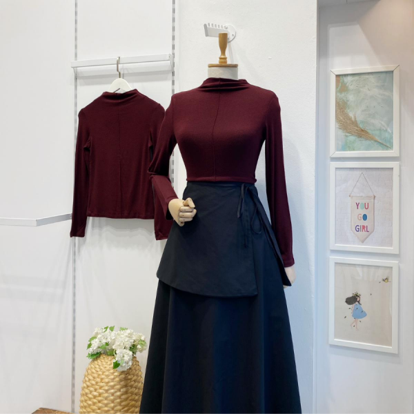 Dikiş Detaylı Bordo Likralı Bluz