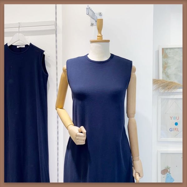 Lacivert sıfır kol elbise içlik