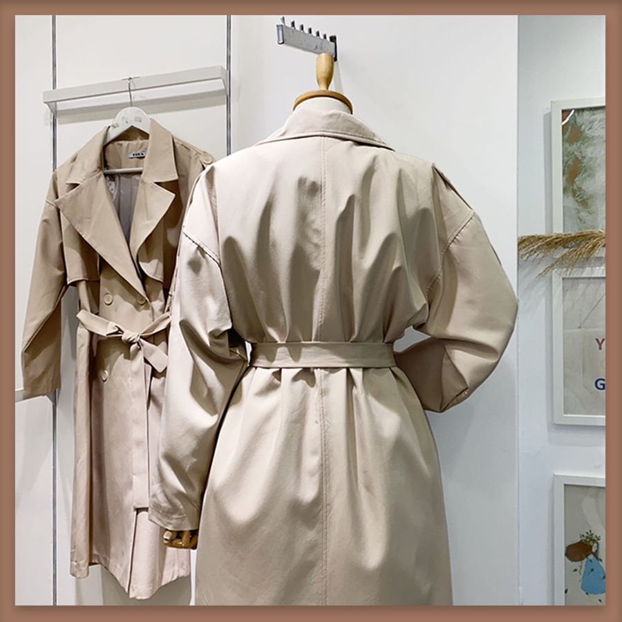 Bej omuz detaylı chaud trençkot