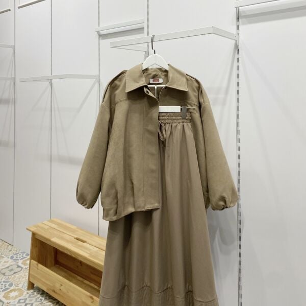 Vizon Fular Detaylı Süet Bomber Ceket