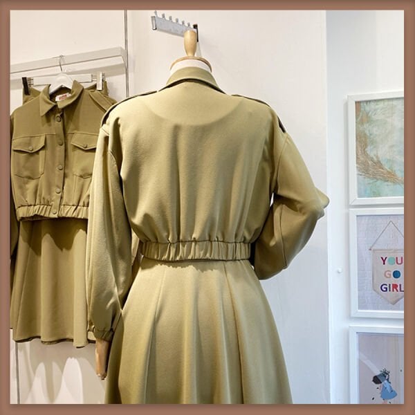 Çağla yeşili cep detaylı sweat ceketli crep takım