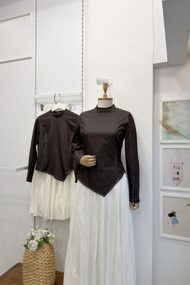 Beyaz Etekli Kahverengi Vinora Takım