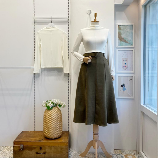 Haki Yeşili Kemerli Dikiş Detaylı Süet Etek