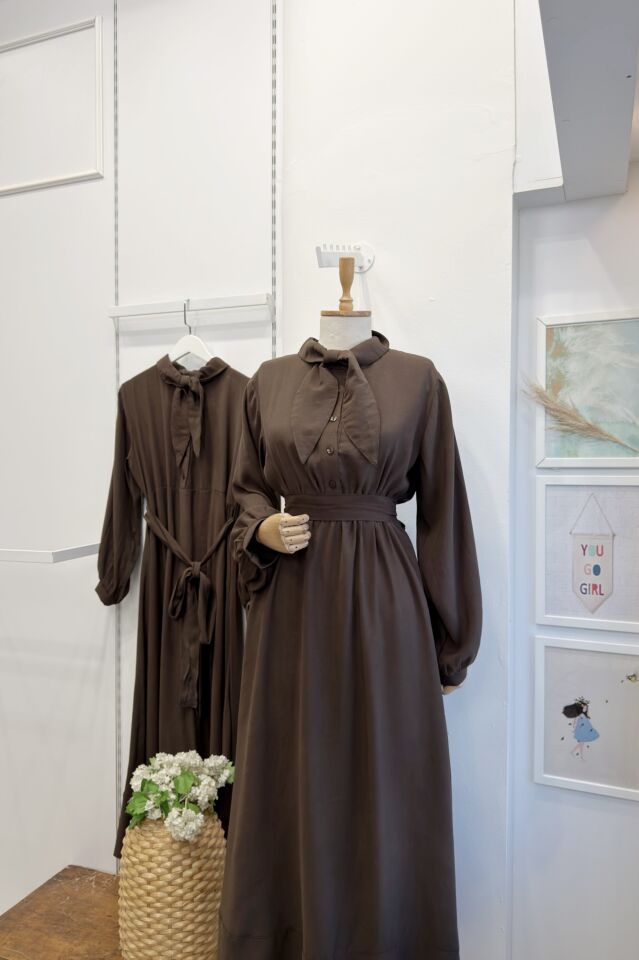 Kahverengi Modal Kumaş Ruth Elbise