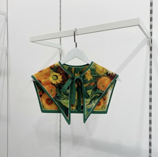 Yeşil Ayçiçeği Desenli Muse Yaka