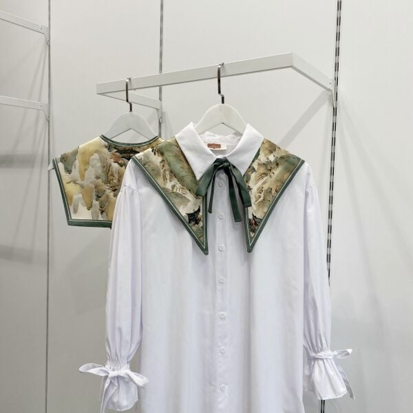 Çağla Yeşili Raven Desenli Muse Yaka