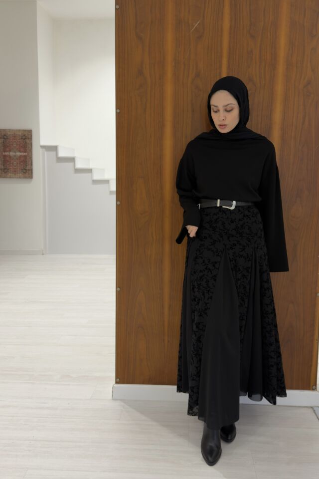 Siyah Graceful Tül Etek