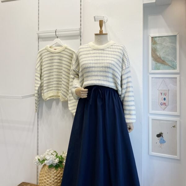 Mavi Çizgili Triko Kazak