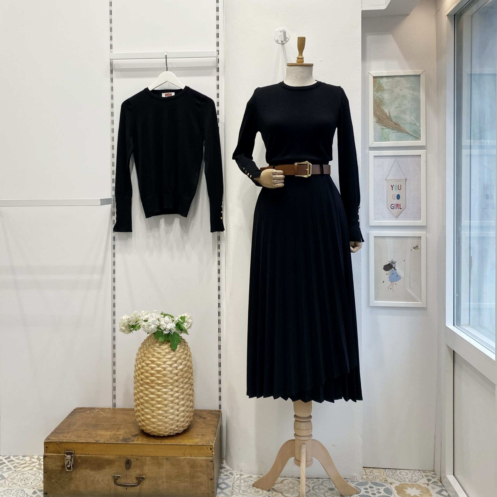 Piliseli Siyah Odette Crep Etek