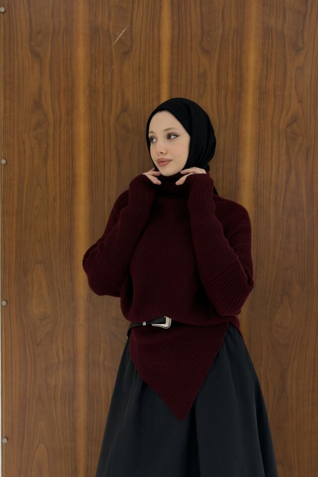 Vişne Rengi Asimetrik Kesim Triko Kazak