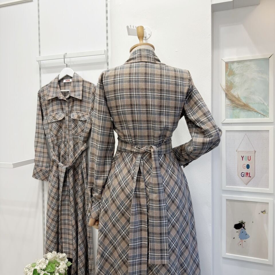 Vizon Ekose Desenli Kuşak Detaylı Elbise