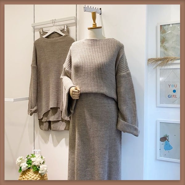 Mink magnolia knitwear suit