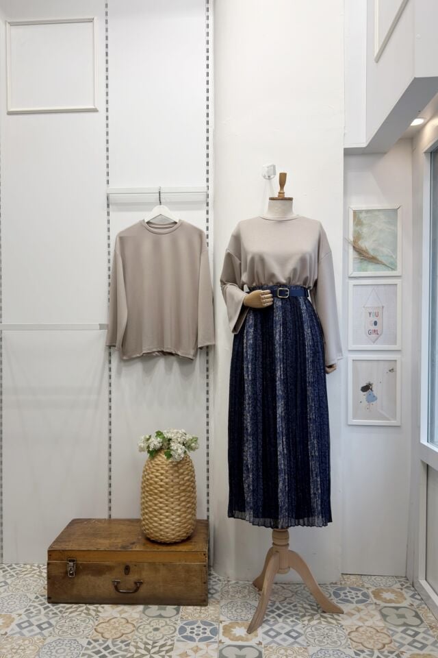 Lacivert Geçişli Piliseli Şifon Etek