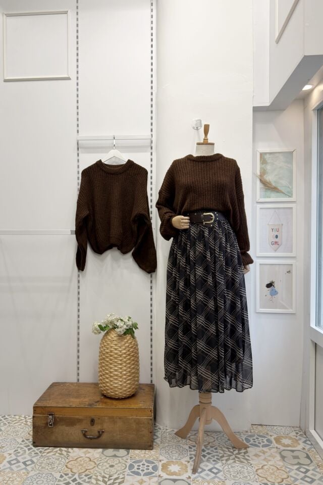 Siyah Agnesa Ekoseli Şifon Etek