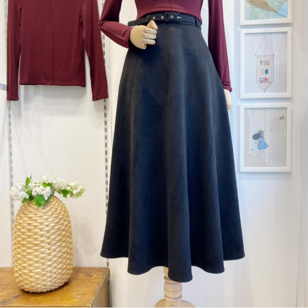 Siyah Kemerli Süet Etek