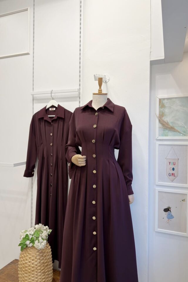 Mürdüm Gold Düğmeli Bel Detaylı Crep Elbise