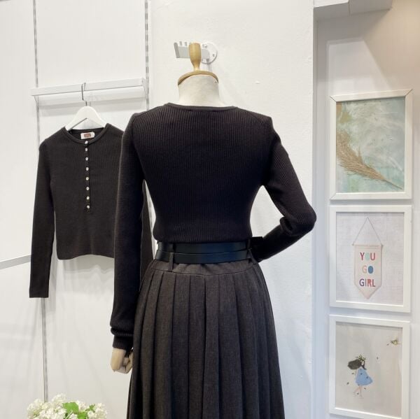 Acı Kahve Yünlü Düğmeli Triko Kazak